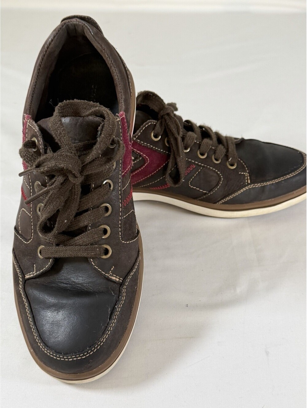 Pierre Cardin Brown Leather Sneakers with Red Accent 9.5